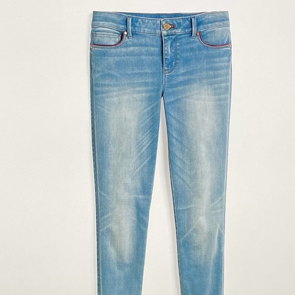 WHBM Red Leather Trim The Skimmer Size 2 - Picture 4 of 16